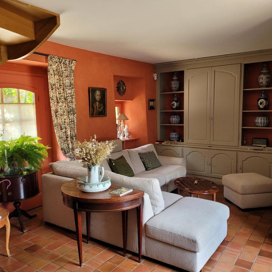 Gite De Charme Au Manoir Du Plessis-Quinquis Sainte-Seve 外观 照片